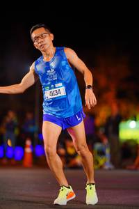 BIB: 41134
                            <button type="button" onclick="openModal(21533817)" class="btn btn-primary btn-sm float-right btn-popup" data-toggle="modal" data-target=".modal-high-quality">
                        <i class="fas fa-shopping-cart"></i> Add to Cart
                    </button>
                                            <button type="button" onclick="isThisMe(21533817, true)" class="btn btn-success btn-sm float-right btn-popup btn-isme hidden" data-toggle="tooltip" data-placement="bottom" title="นี่คือรูปของคุณใช่ไหม คลิกที่นี่เพื่อเอาเข้าอัลบั้ม">
                        <i class="fas fa-plus"></i> Add to album
                    </button>
                    <button type="button" onclick="isThisMe(21533817, false)" class="btn btn-warning btn-sm float-right btn-popup btn-isnotme hidden">
                        <i class="fas fa-ban"></i> Remove from album
                    </button>